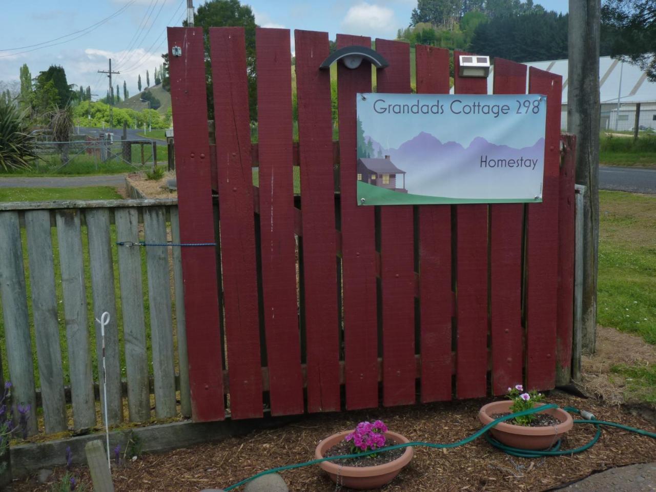Grandad'S Homestay 298 Таумарунуи Екстериор снимка